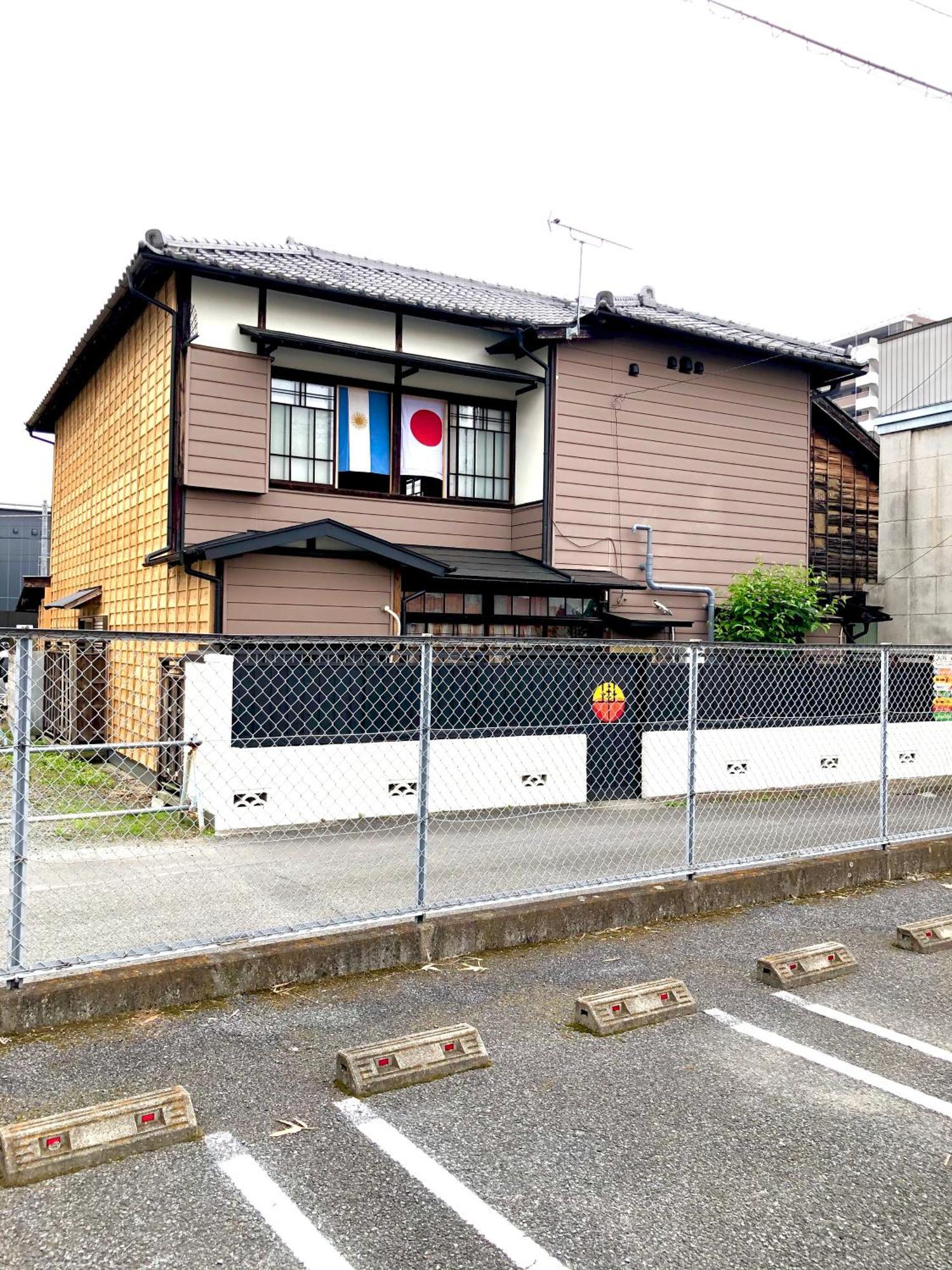 Okiya Guest House & Tapas Bar Kiryu Exterior photo