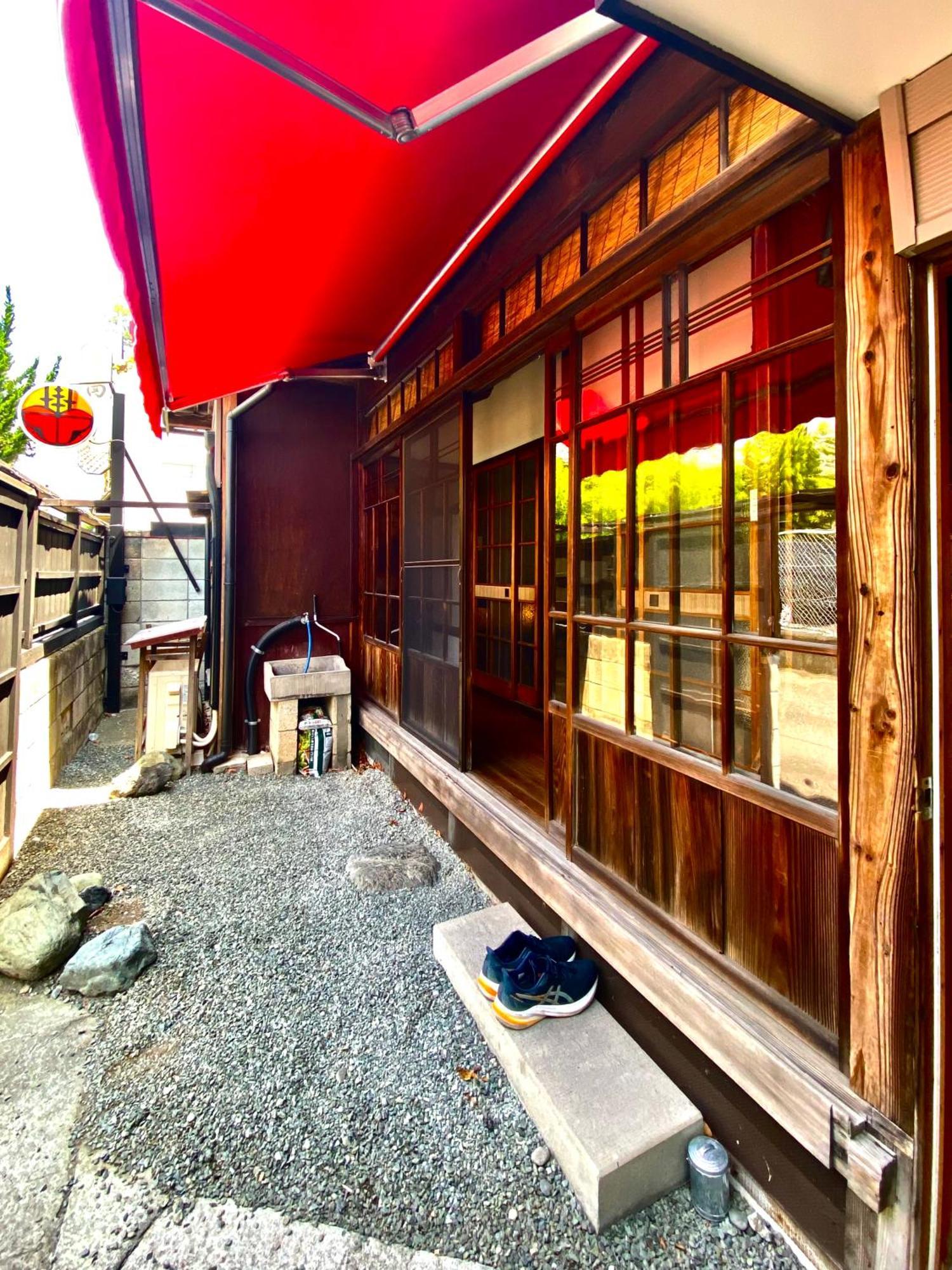 Okiya Guest House & Tapas Bar Kiryu Exterior photo